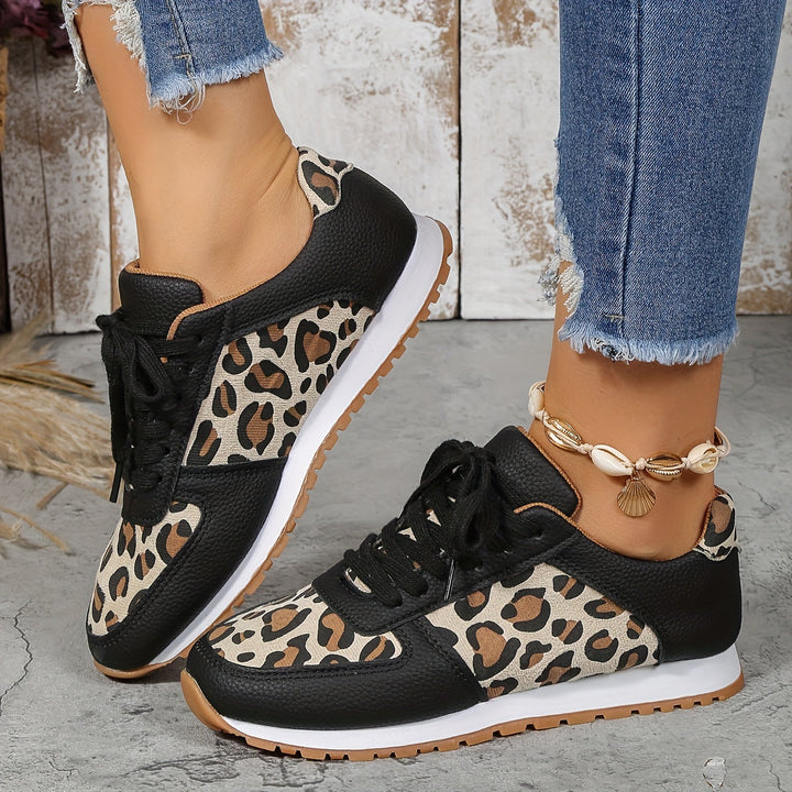 Sneakers damskie w panterkę stylowe płaskie antypoślizgowe