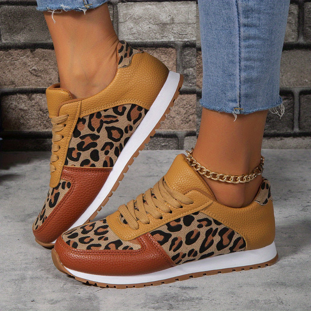 Sneakers damskie w panterkę stylowe płaskie antypoślizgowe