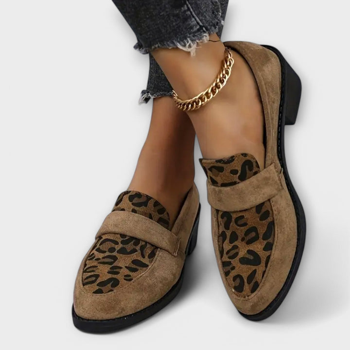 Karla - Eleganckie damskie buty w wzór panterki